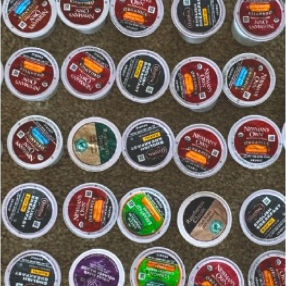 Assortment of 50 Regular & Decaf Coffee & Tea For Keurig